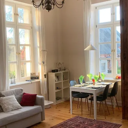 Schloss Lelkendorf, Hoppenrade *