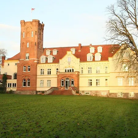 Schloss Lelkendorf, Hoppenrade